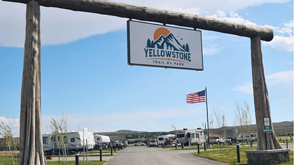 Yellowstone Traiil RV Park Entrance