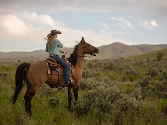 Horseback Riding Soda Lakes Visit Pinedale